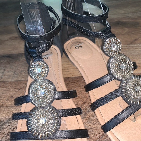 So black “Priscilla style” sandals size size 5 - Picture 4 of 7
